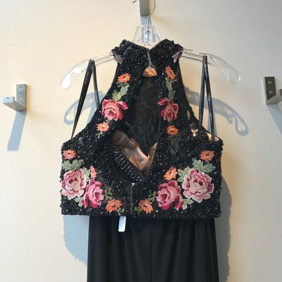 Sherri Hill Floral Two-Piece Gown - Picture 6 of 6